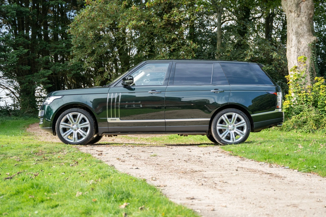 2017 Land Rover Range Rover L405 - Image 9 of 31