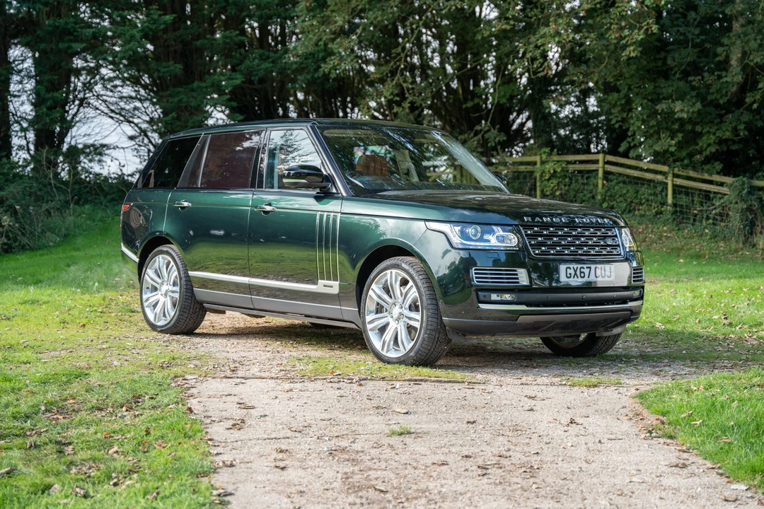 2017 Land Rover Range Rover L405 - Image 12 of 31