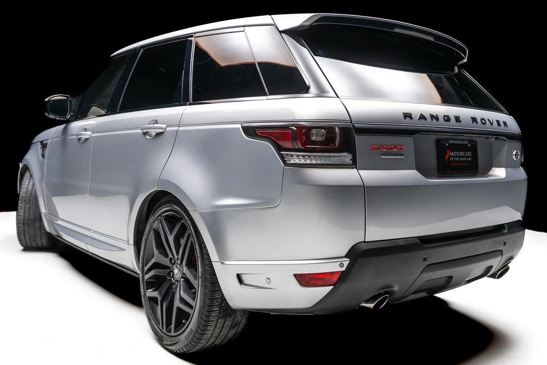 2017 Land Rover Range Rover L405 - Image 4 of 31