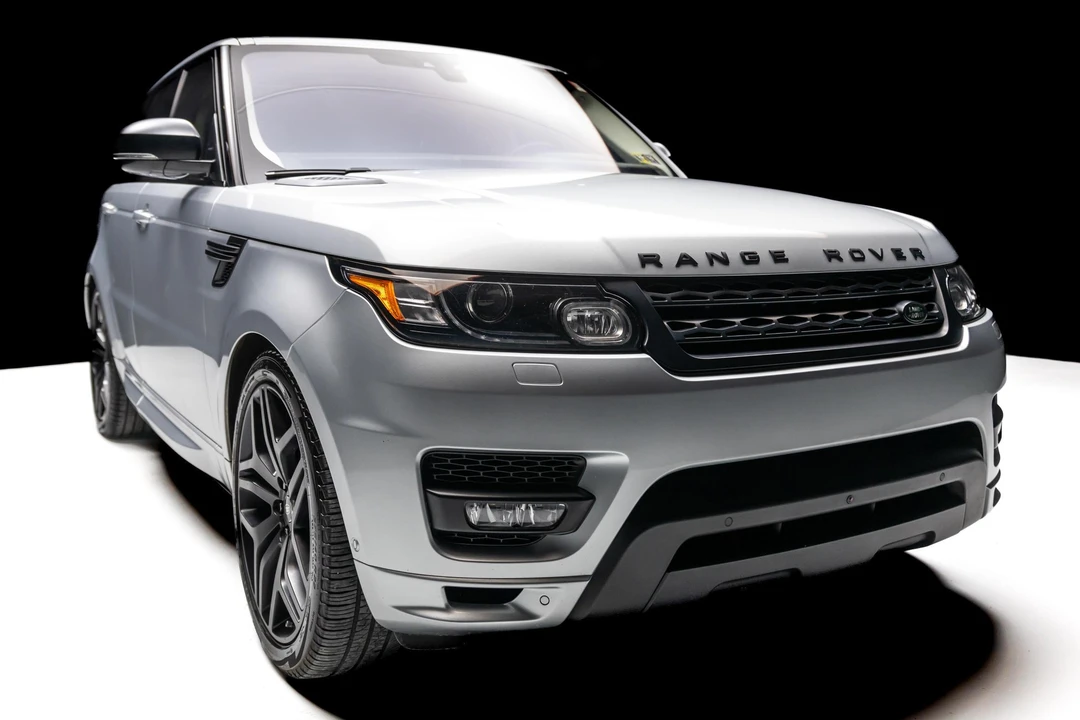 2017 Land Rover Range Rover L405 - Image 12 of 31