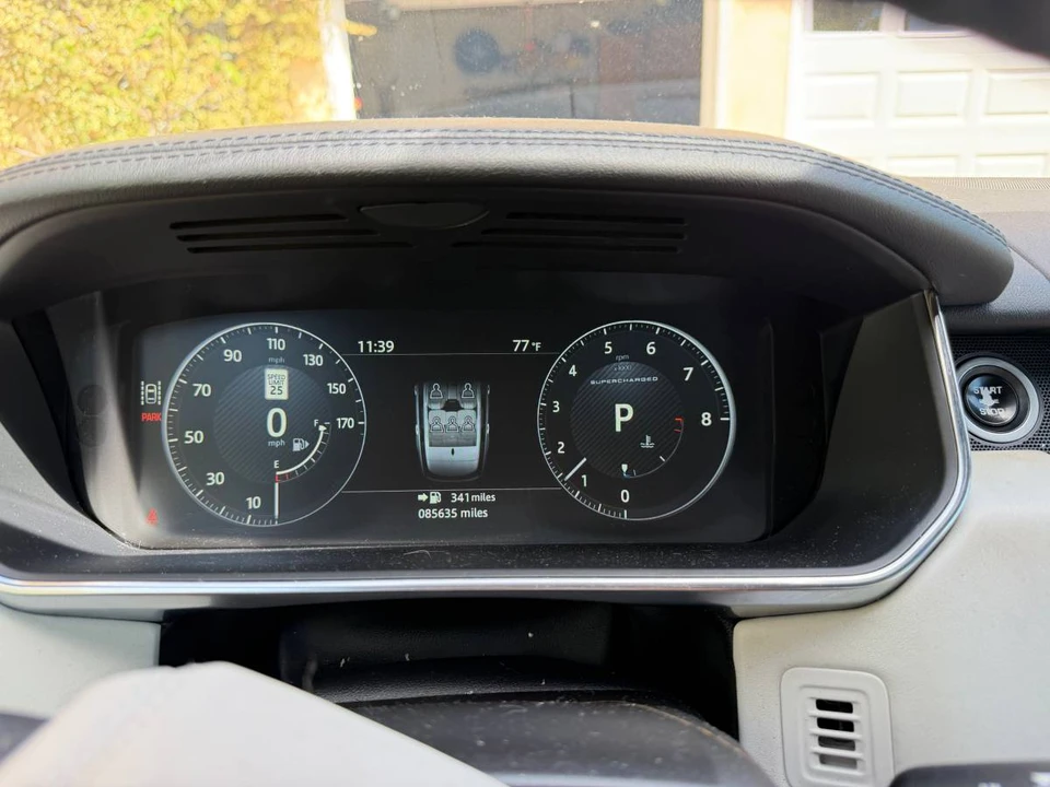 2017 Land Rover Range Rover L405 - Image 11 of 16