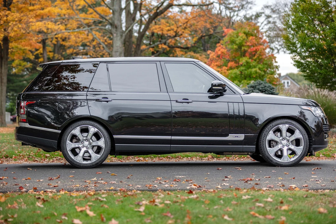 2017 Land Rover Range Rover L405 - Image 13 of 24