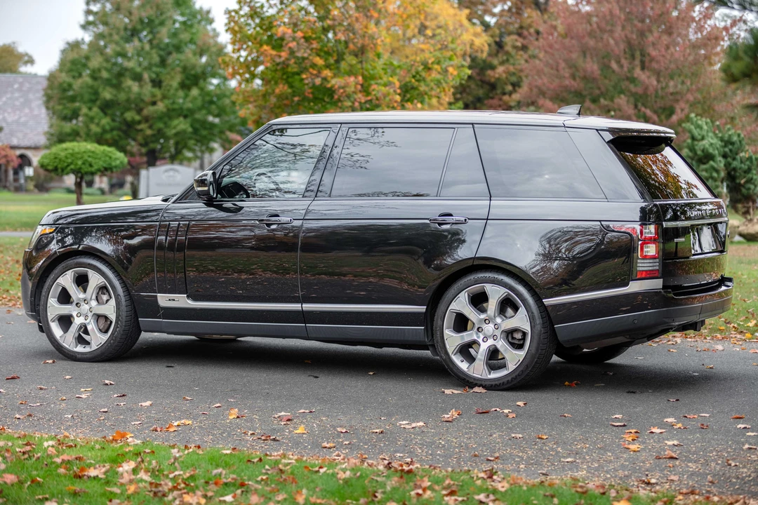 2017 Land Rover Range Rover L405 - Image 8 of 24