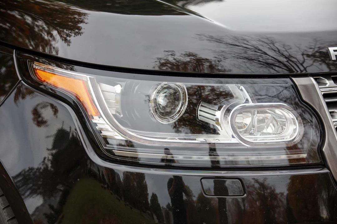 2017 Land Rover Range Rover L405 - Image 15 of 24