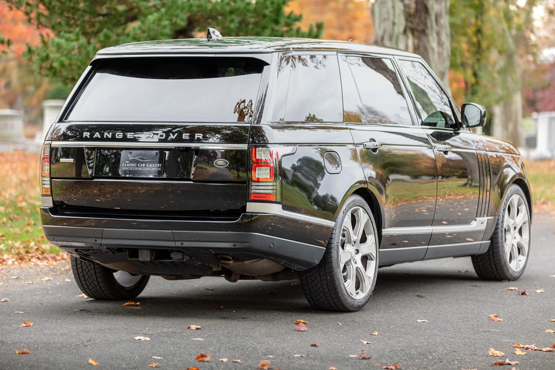 2017 Land Rover Range Rover L405 - Image 11 of 24