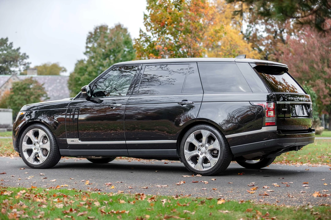 2017 Land Rover Range Rover L405 - Image 9 of 24