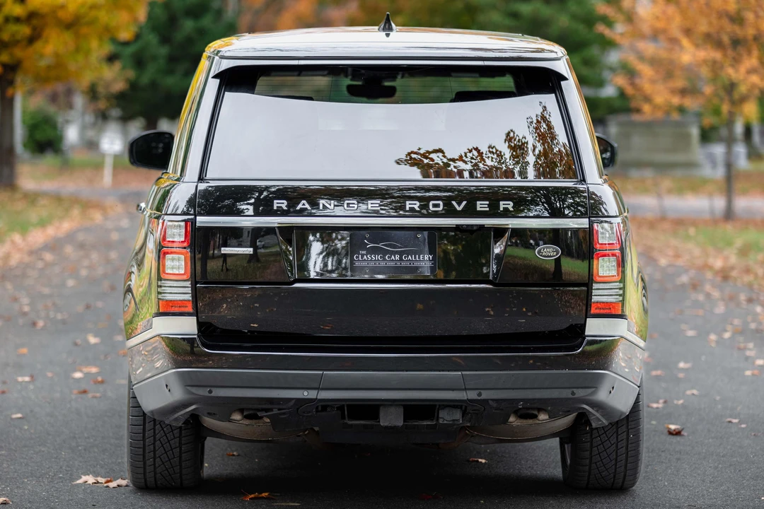 2017 Land Rover Range Rover L405 - Image 5 of 24