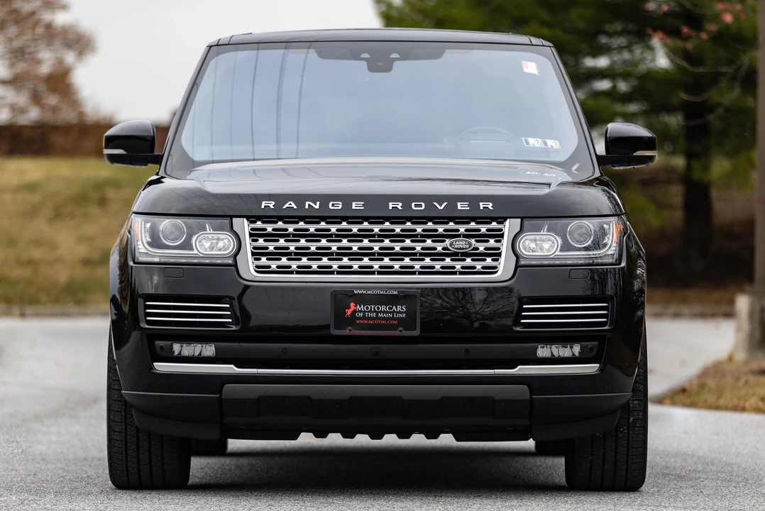2017 Land Rover Range Rover L405 - Image 2 of 31