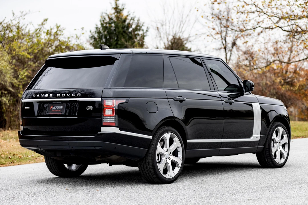 2017 Land Rover Range Rover L405 - Image 14 of 31