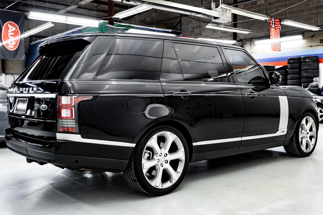 2017 Land Rover Range Rover L405 - Image 24 of 31