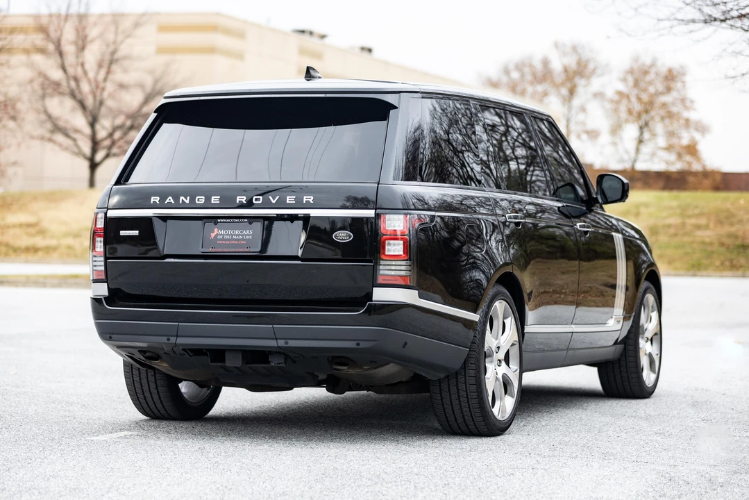 2017 Land Rover Range Rover L405 - Image 12 of 31