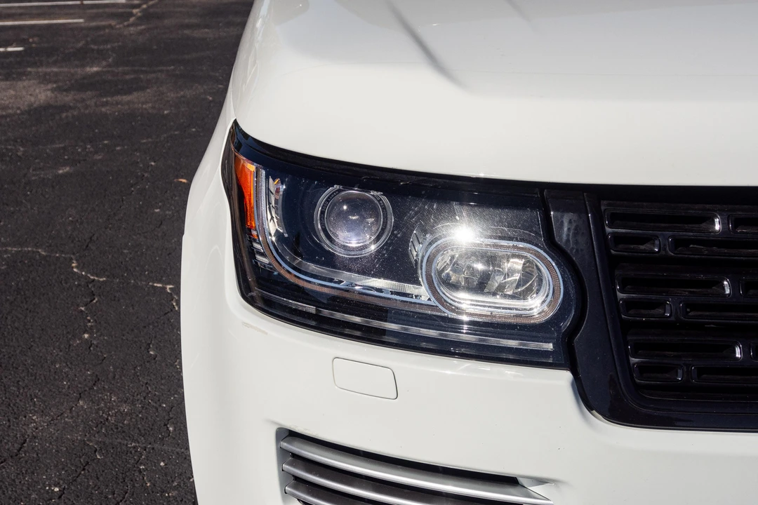 2017 Land Rover Range Rover L405 - Image 9 of 31