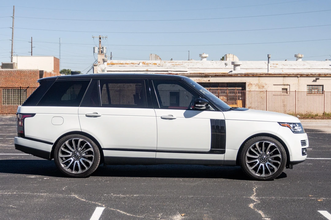 2017 Land Rover Range Rover L405 - Image 8 of 31