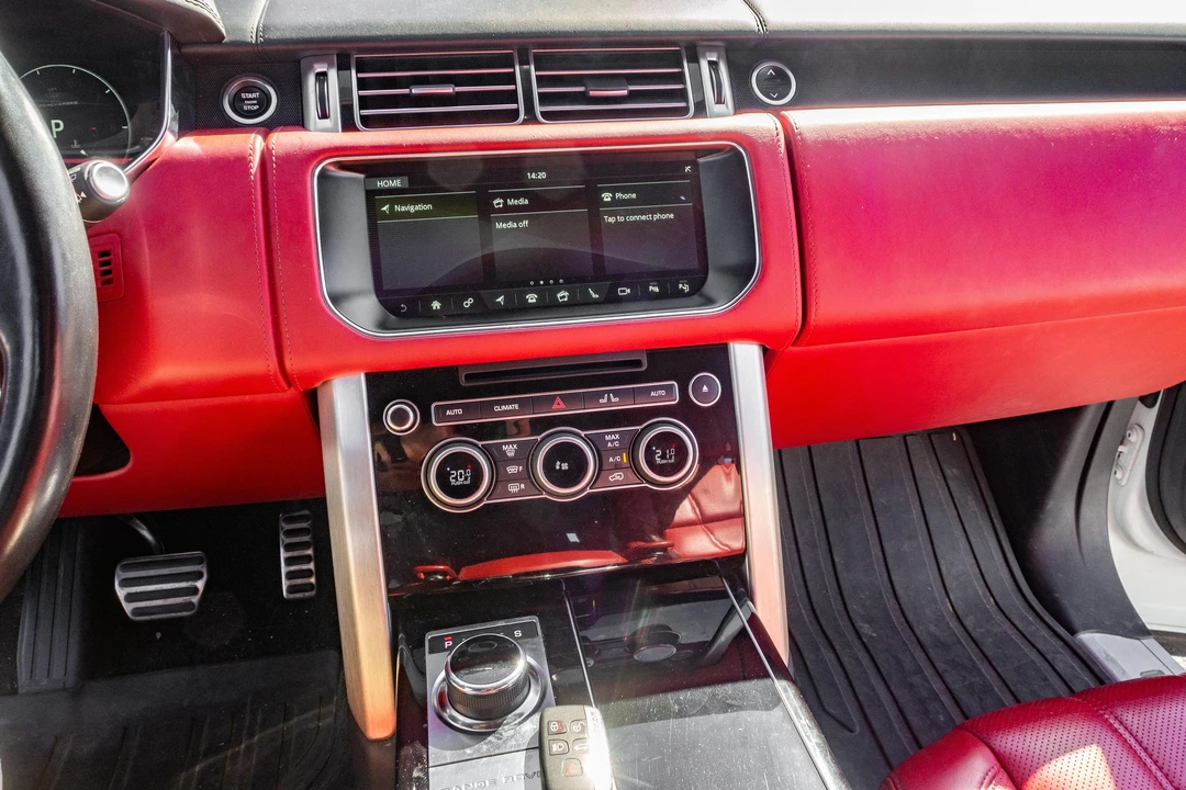 2017 Land Rover Range Rover L405 - Image 28 of 31