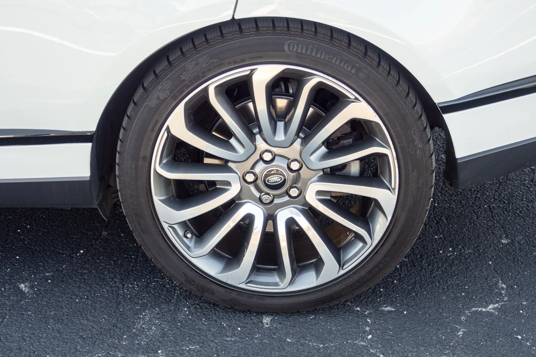 2017 Land Rover Range Rover L405 - Image 15 of 31