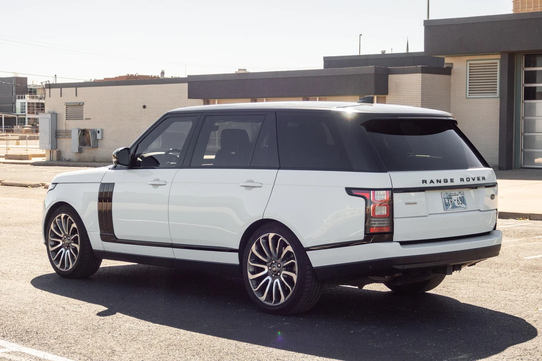 2017 Land Rover Range Rover L405 - Image 7 of 31