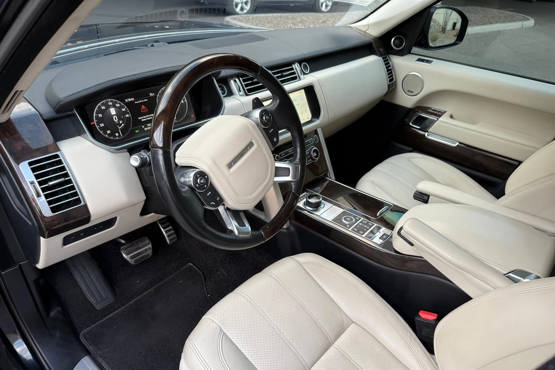 2017 Land Rover Range Rover L405 - Image 21 of 31