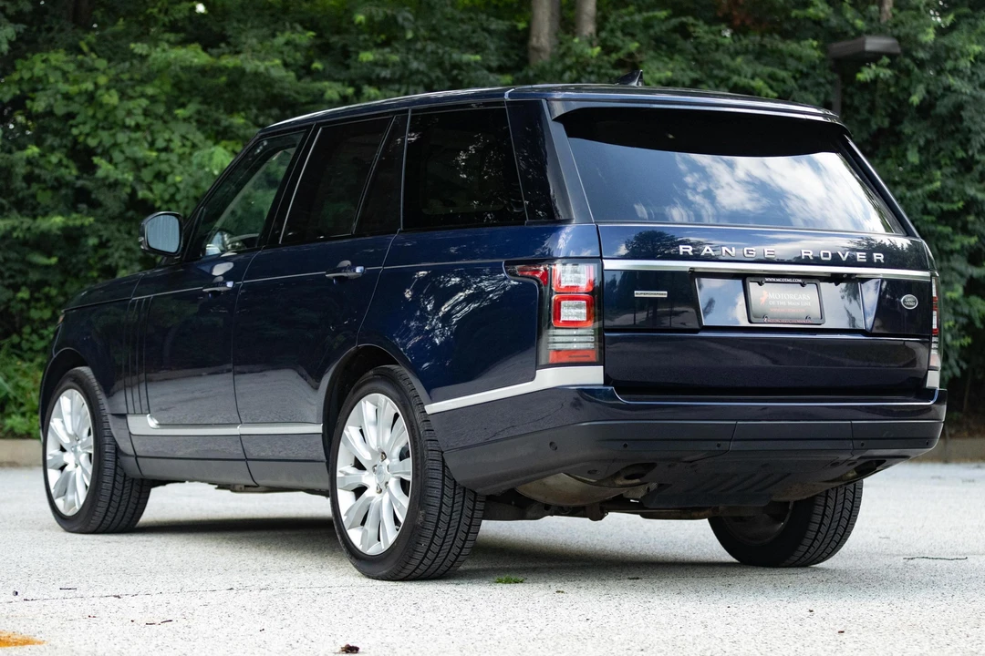 2017 Land Rover Range Rover L405 - Image 4 of 31
