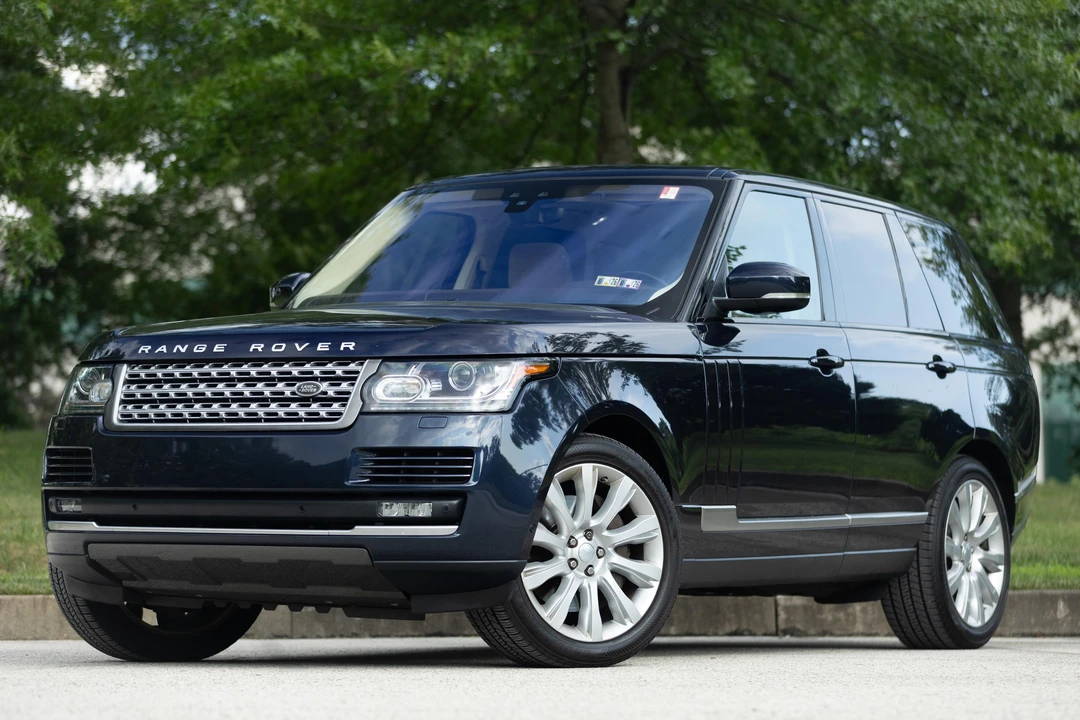2017 Land Rover Range Rover L405 - Image 9 of 31