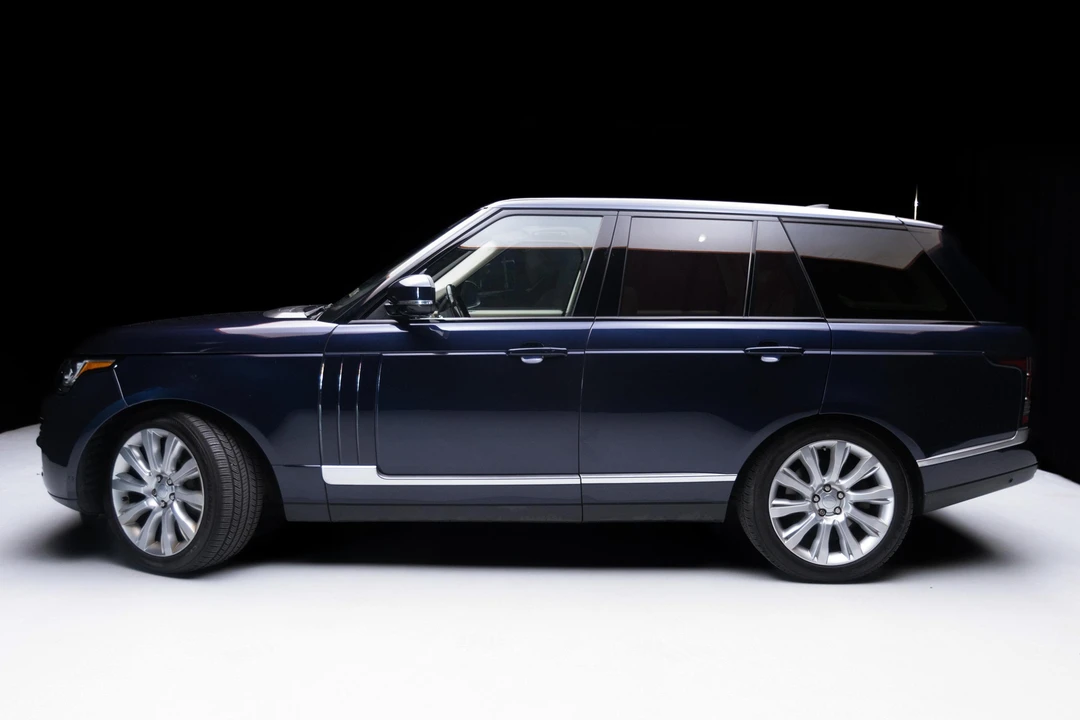 2017 Land Rover Range Rover L405 - Image 27 of 31