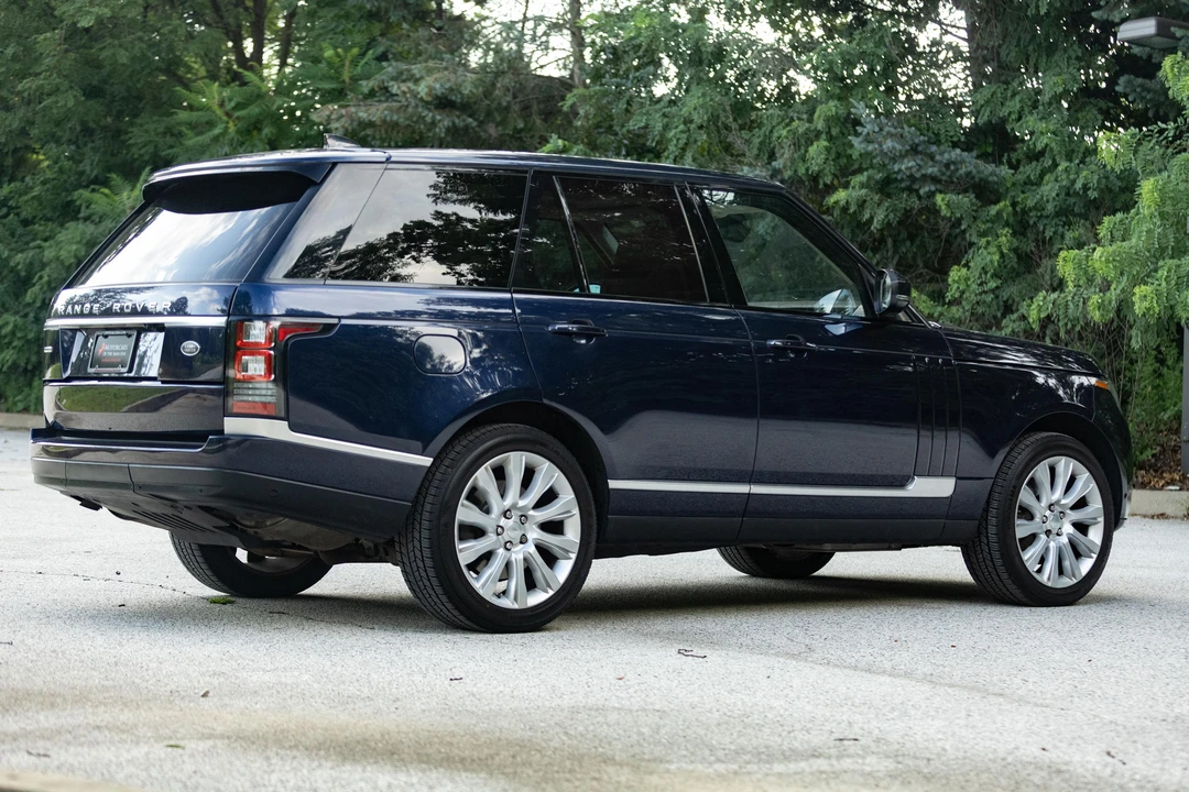 2017 Land Rover Range Rover L405 - Image 18 of 31