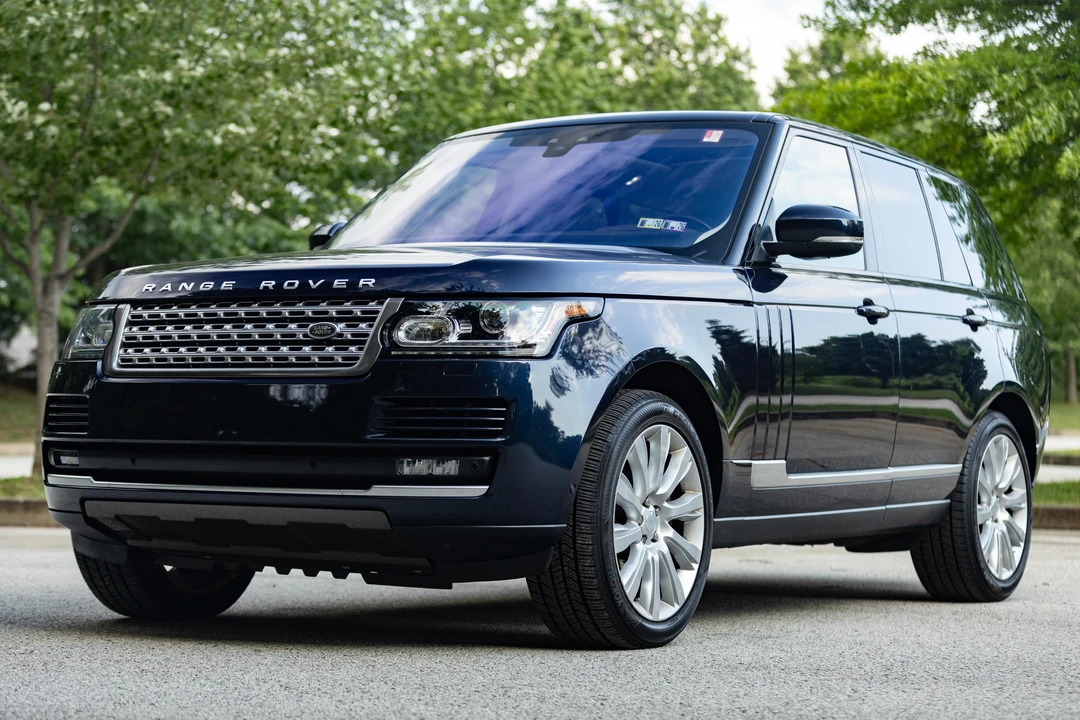 2017 Land Rover Range Rover L405 - Image 8 of 31