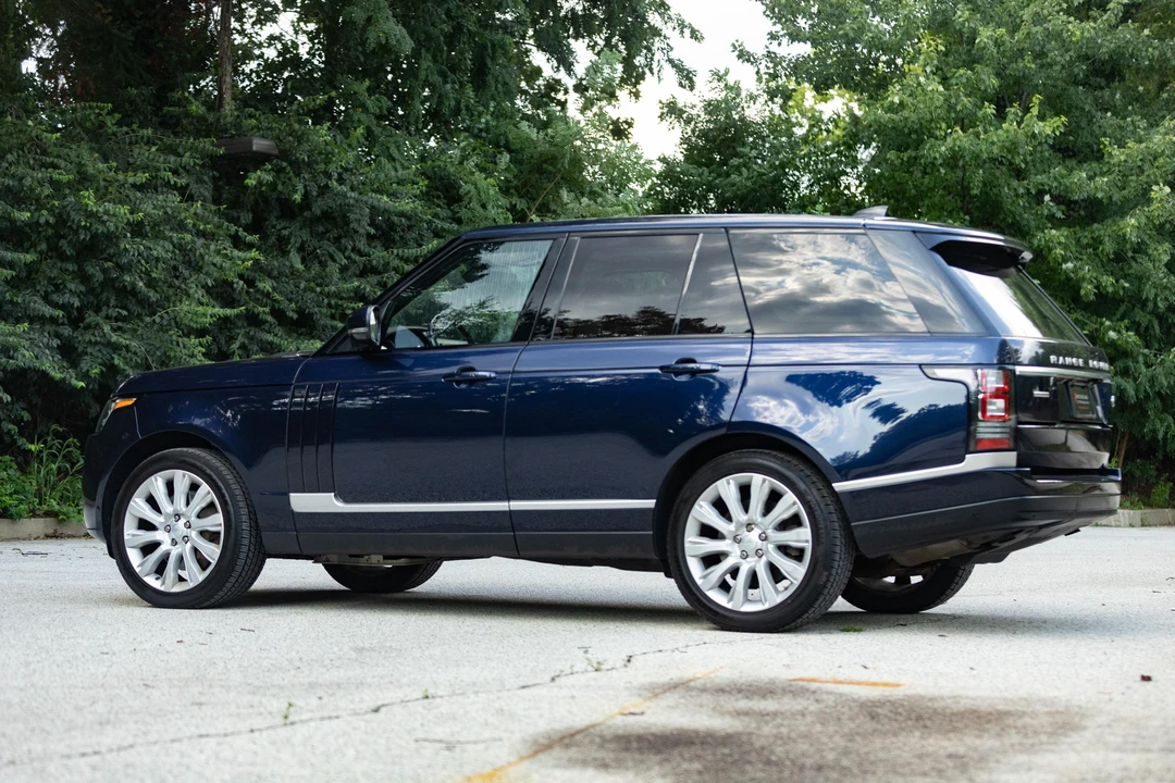 2017 Land Rover Range Rover L405 - Image 12 of 31