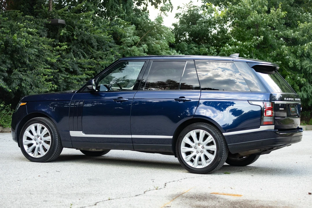 2017 Land Rover Range Rover L405 - Image 13 of 31