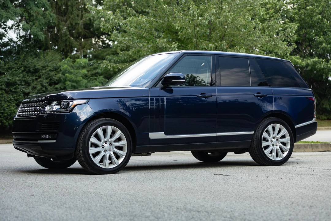 2017 Land Rover Range Rover L405 - Image 10 of 31