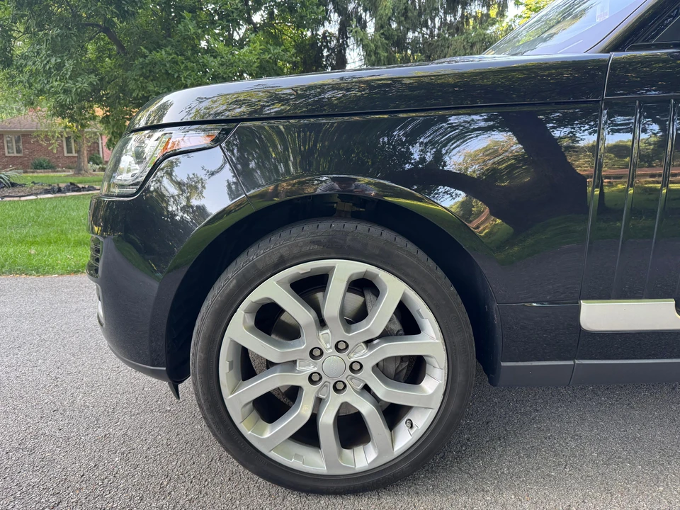 2017 Land Rover Range Rover L405 - Image 24 of 31