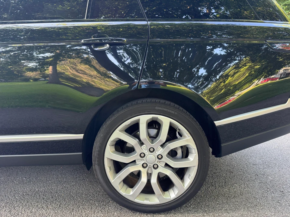 2017 Land Rover Range Rover L405 - Image 25 of 31