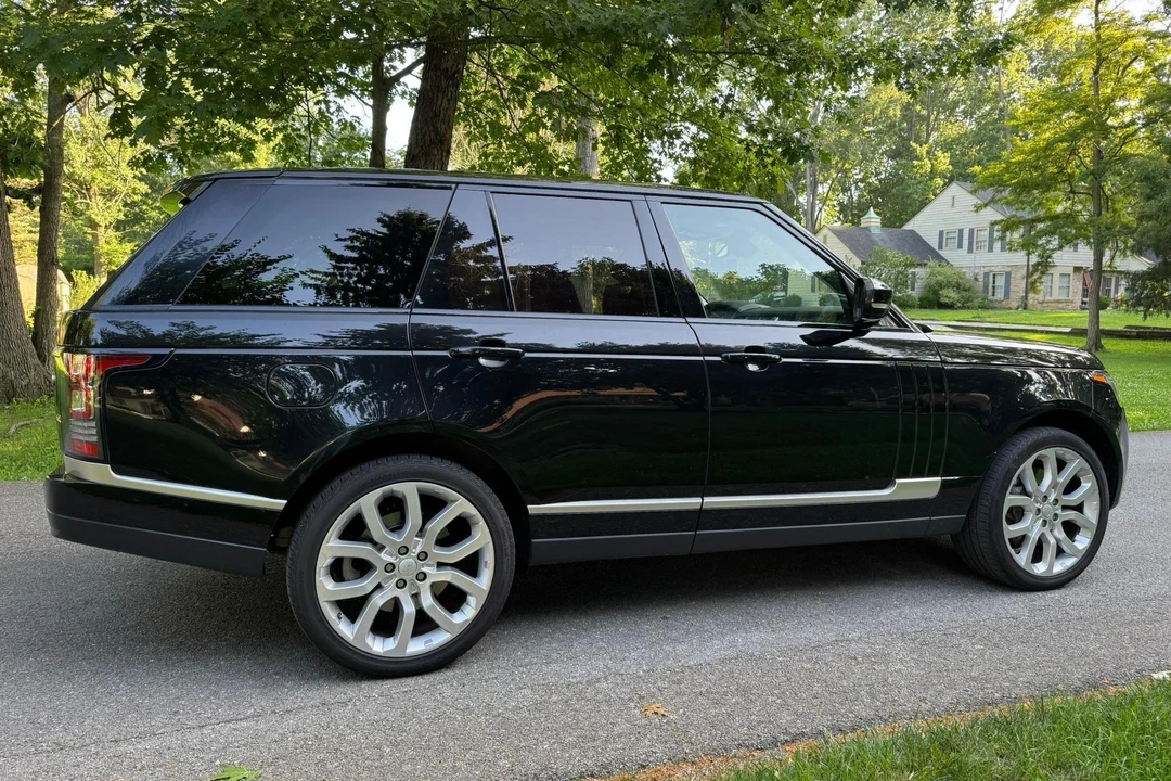 2017 Land Rover Range Rover L405 - Image 16 of 31