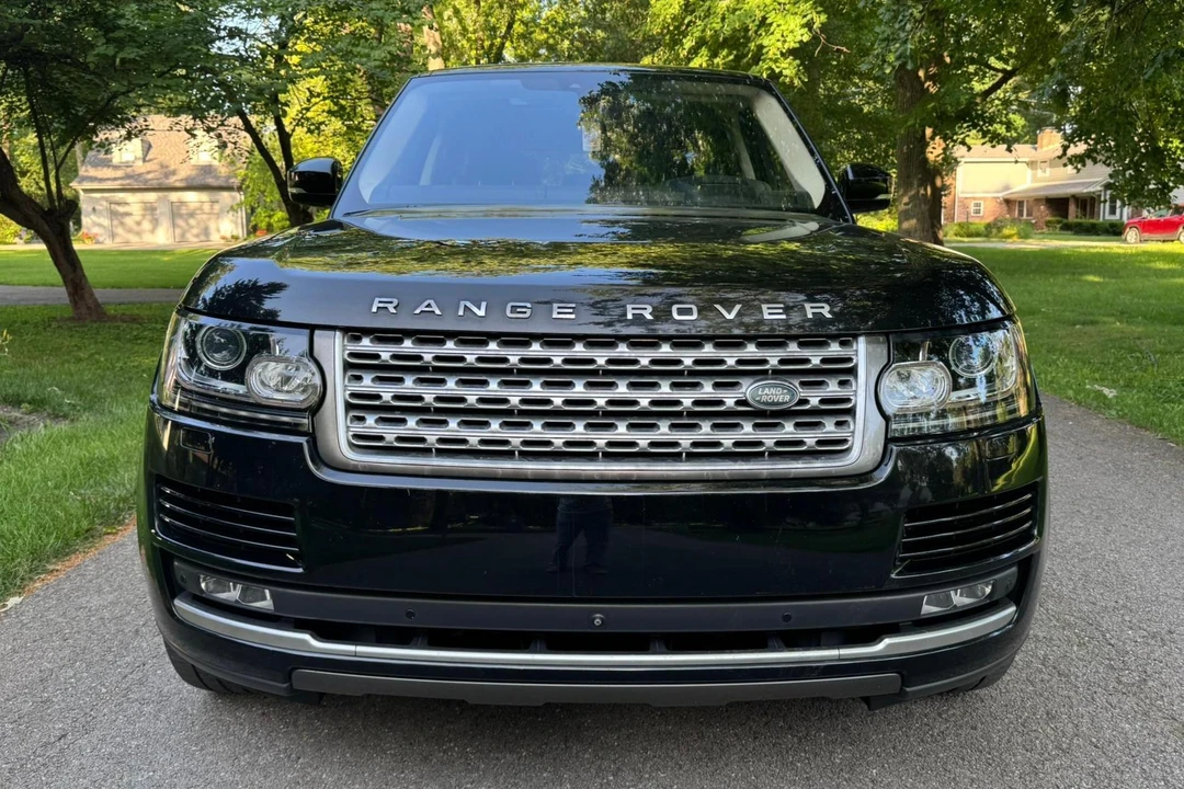 2017 Land Rover Range Rover L405 - Image 2 of 31