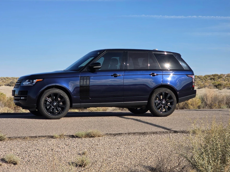 2017 Land Rover Range Rover L405 - Image 9 of 31
