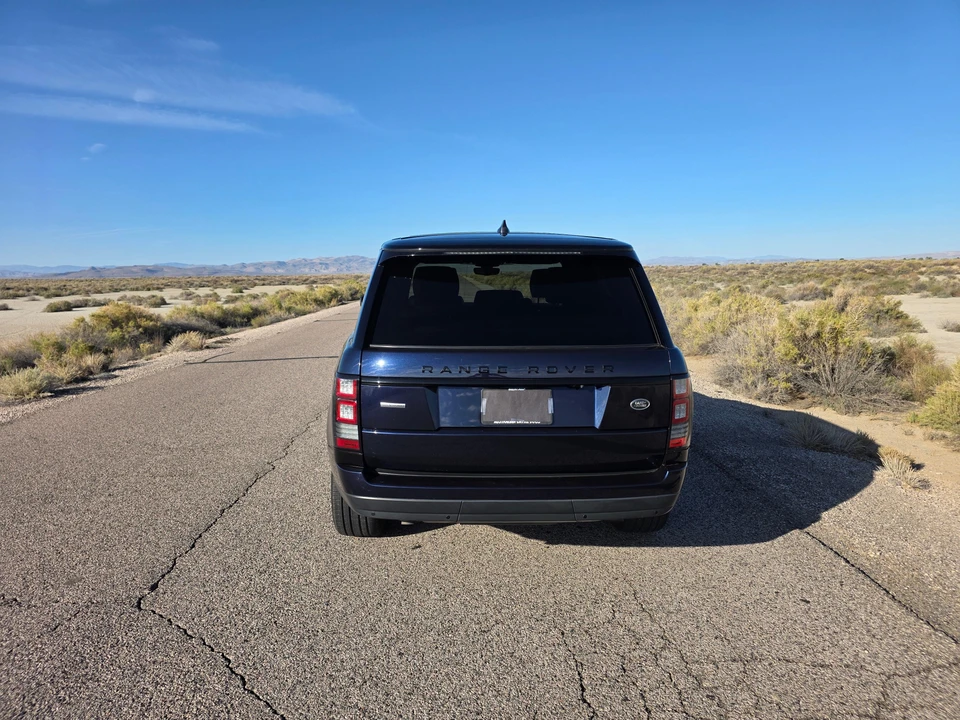 2017 Land Rover Range Rover L405 - Image 12 of 31