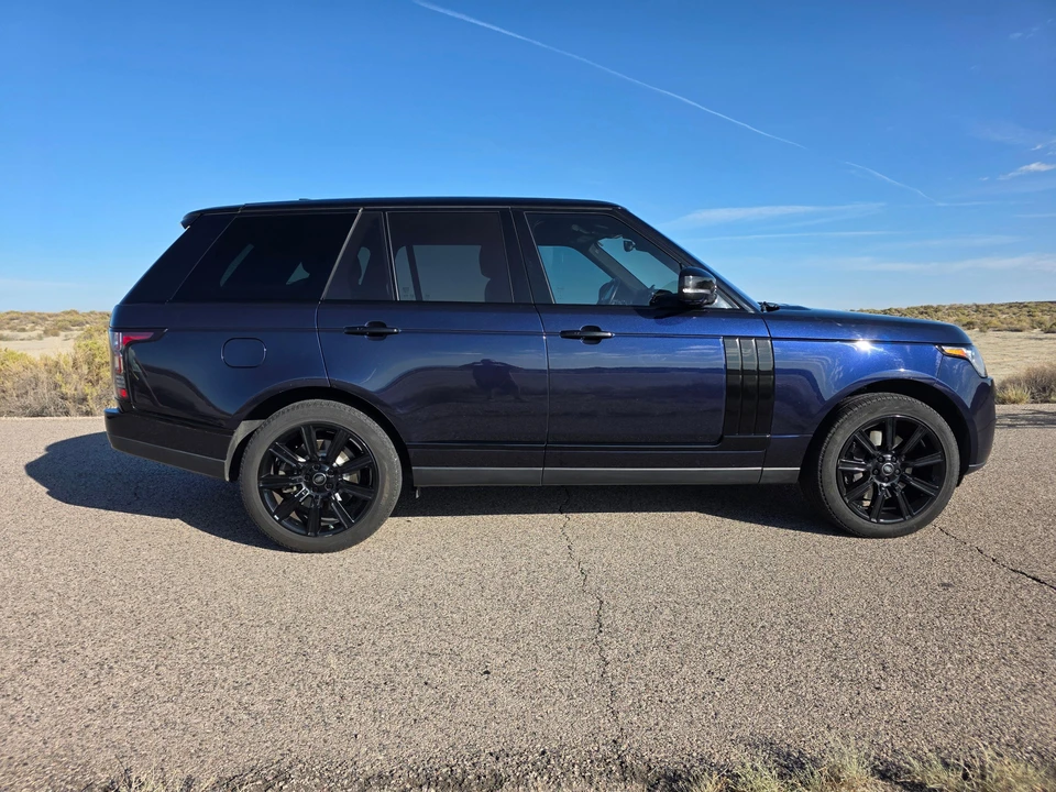 2017 Land Rover Range Rover L405 - Image 17 of 31