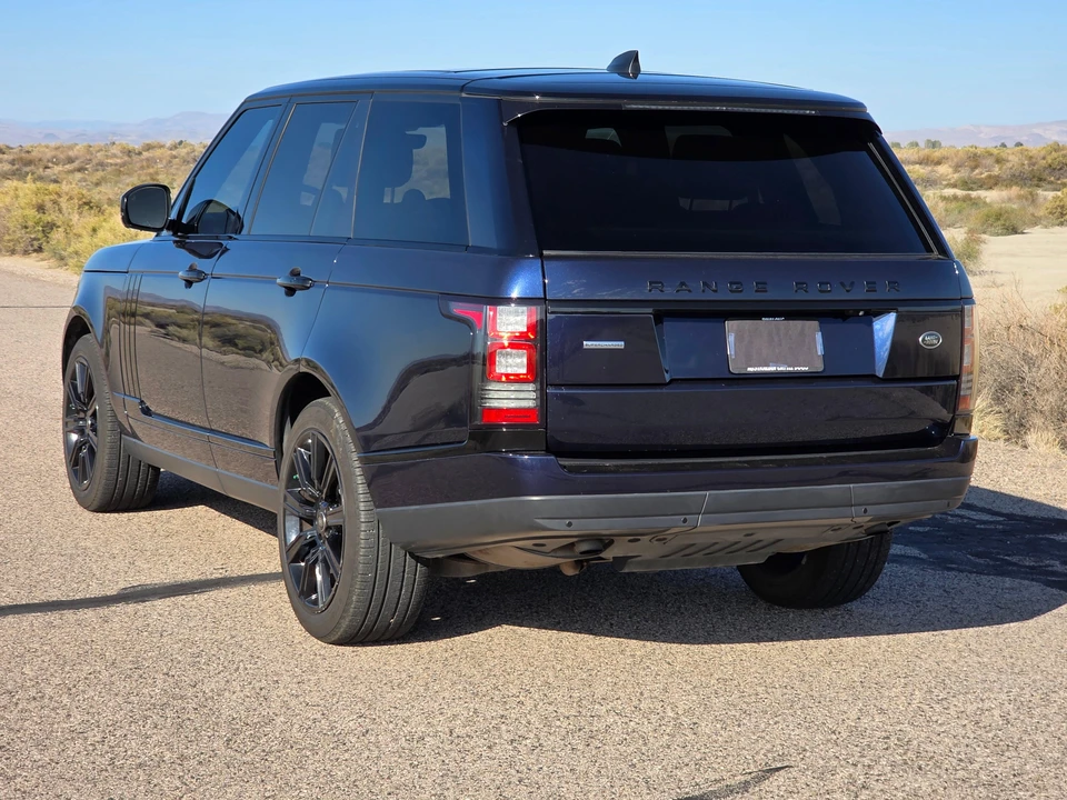 2017 Land Rover Range Rover L405 - Image 11 of 31