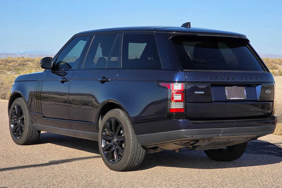 2017 Land Rover Range Rover L405 - Image 4 of 31