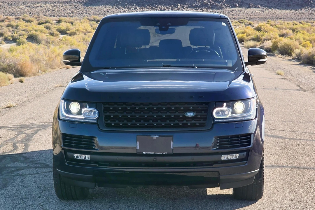 2017 Land Rover Range Rover L405 - Image 2 of 31