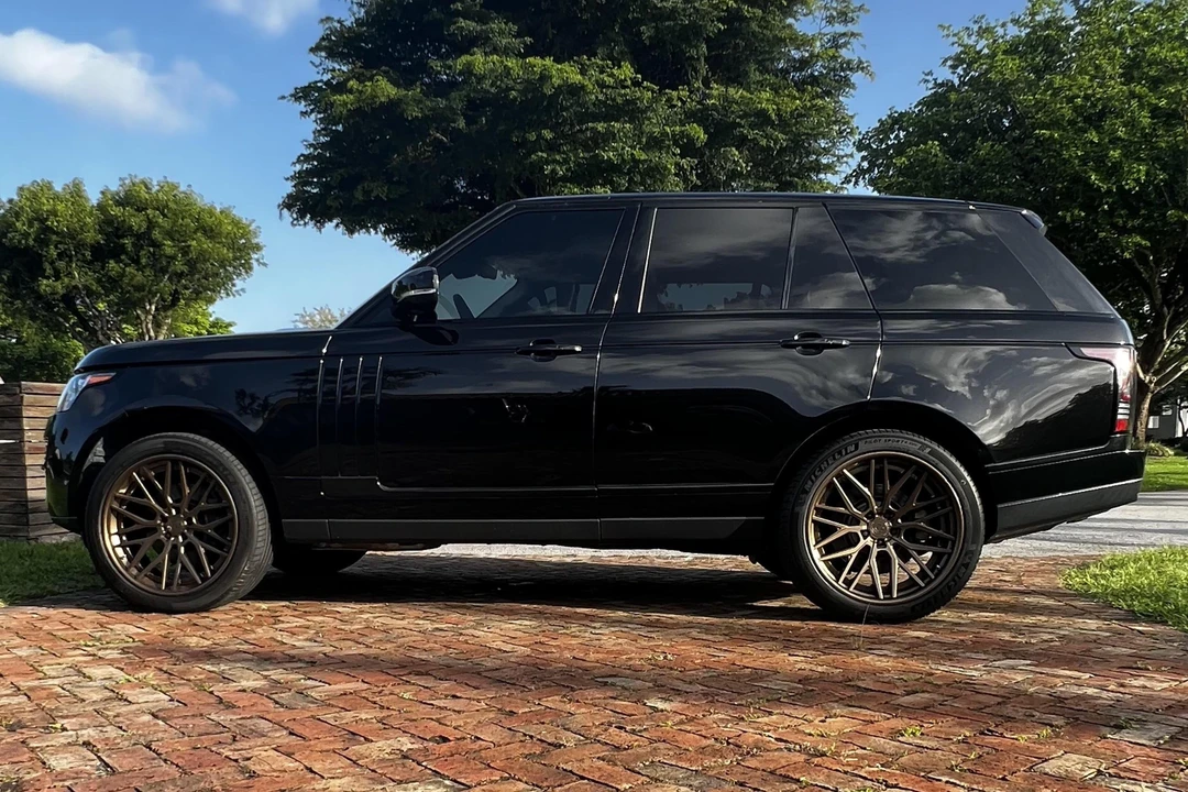 2017 Land Rover Range Rover L405 - Image 8 of 31