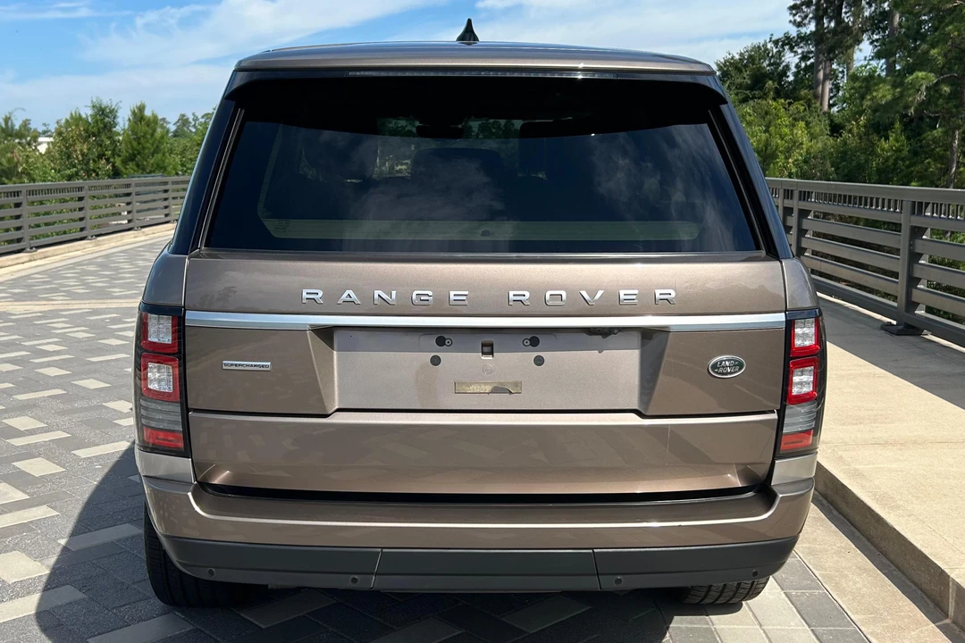 2017 Land Rover Range Rover L405 - Image 5 of 31