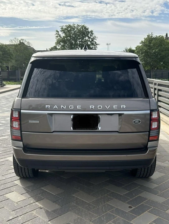 2017 Land Rover Range Rover L405 - Image 8 of 31