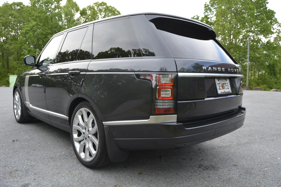 2017 Land Rover Range Rover L405 - Image 17 of 31