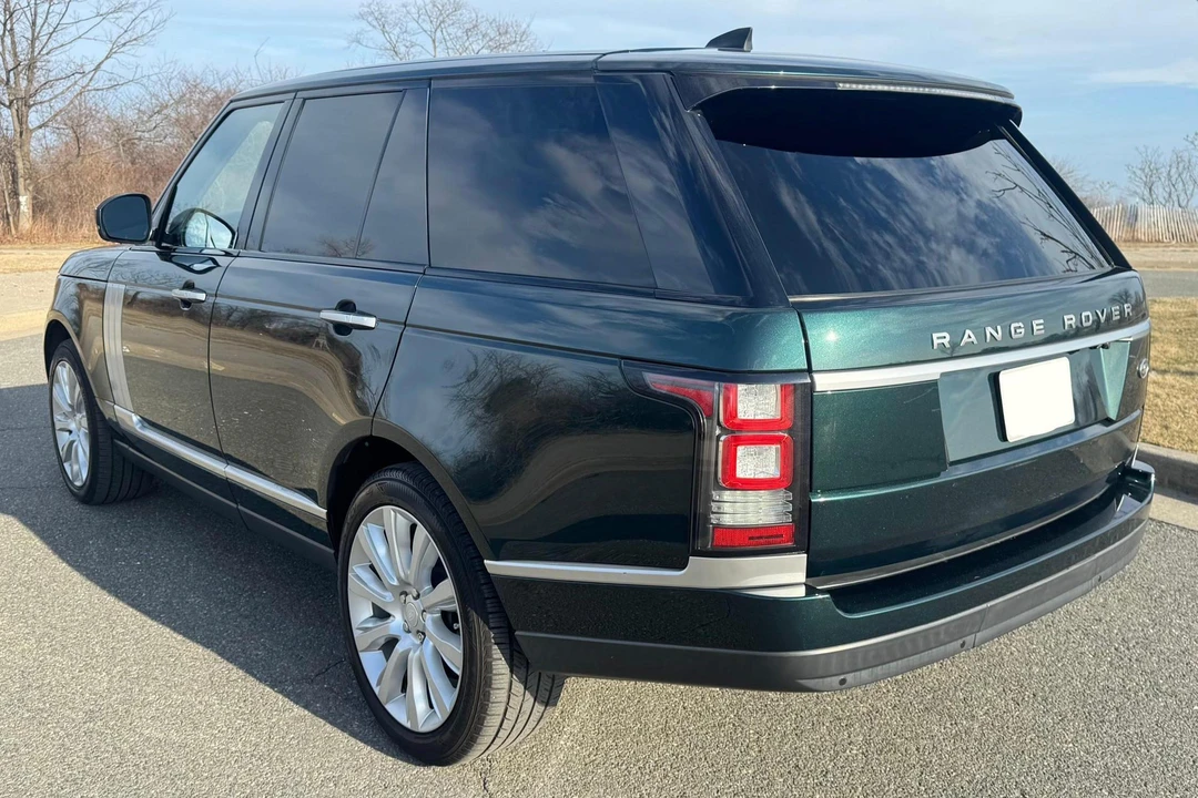 2017 Land Rover Range Rover L405 - Image 4 of 31
