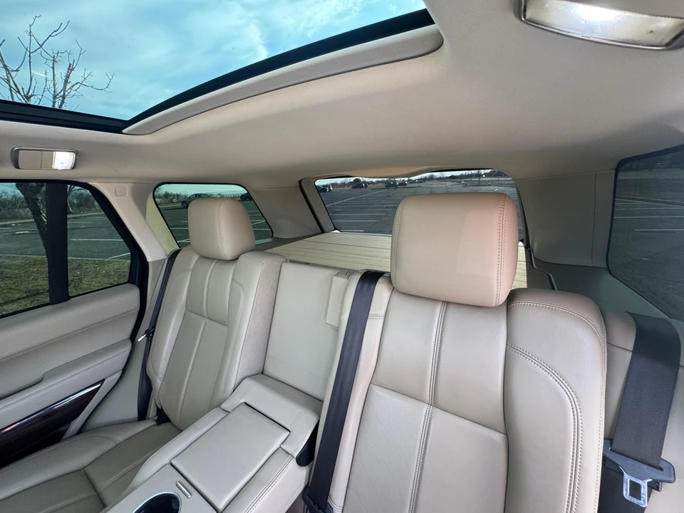 2017 Land Rover Range Rover L405 - Image 29 of 31