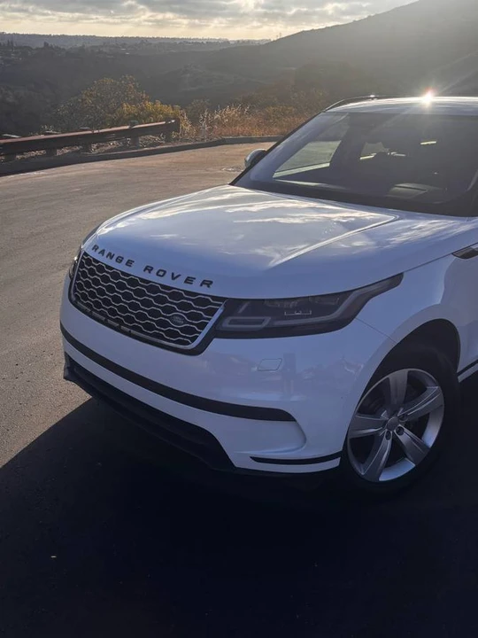 2017 Land Rover Range Rover Velar - Image 3 of 9