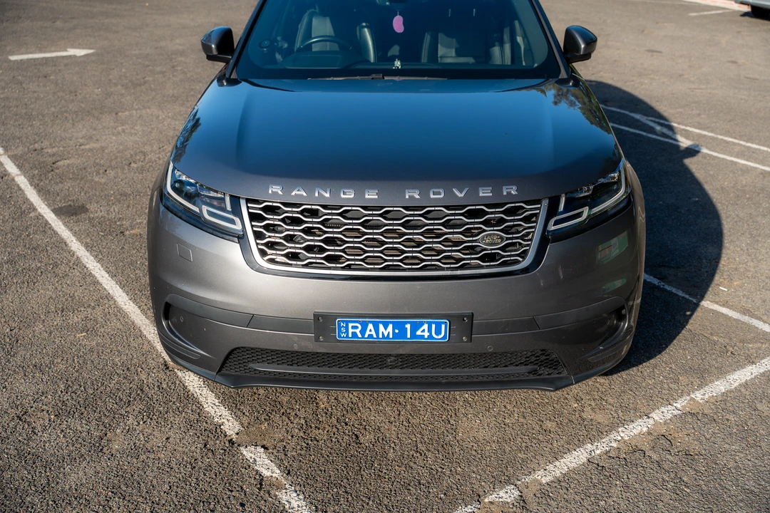 2017 Land Rover Range Rover Velar - Image 11 of 31
