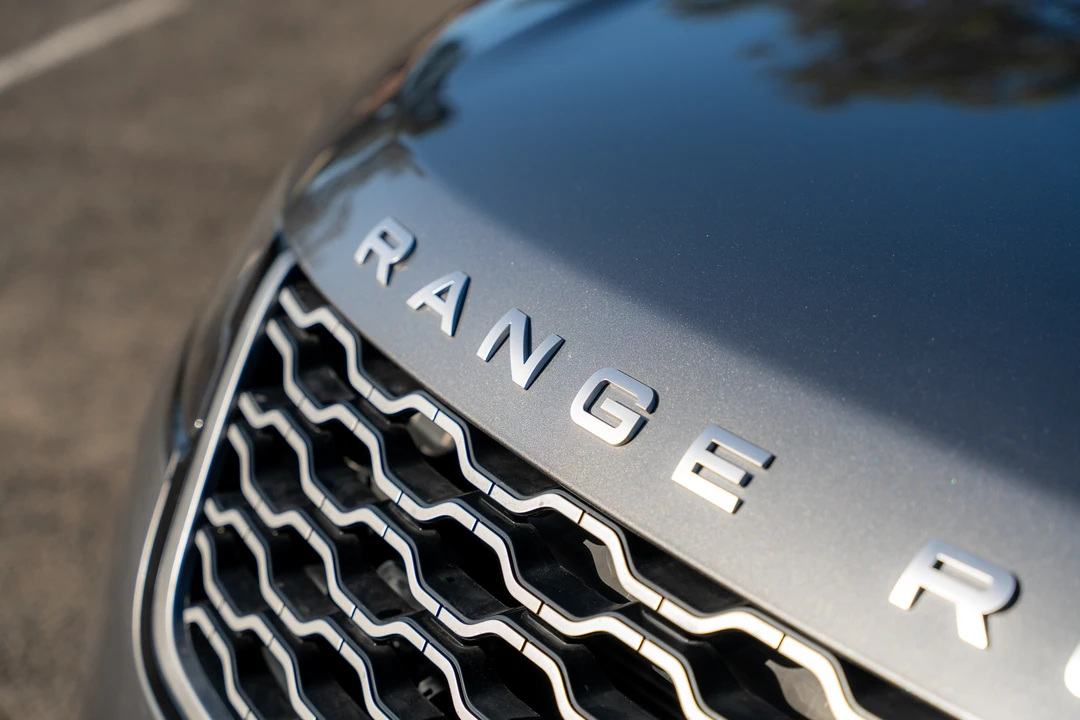 2017 Land Rover Range Rover Velar - Image 12 of 31