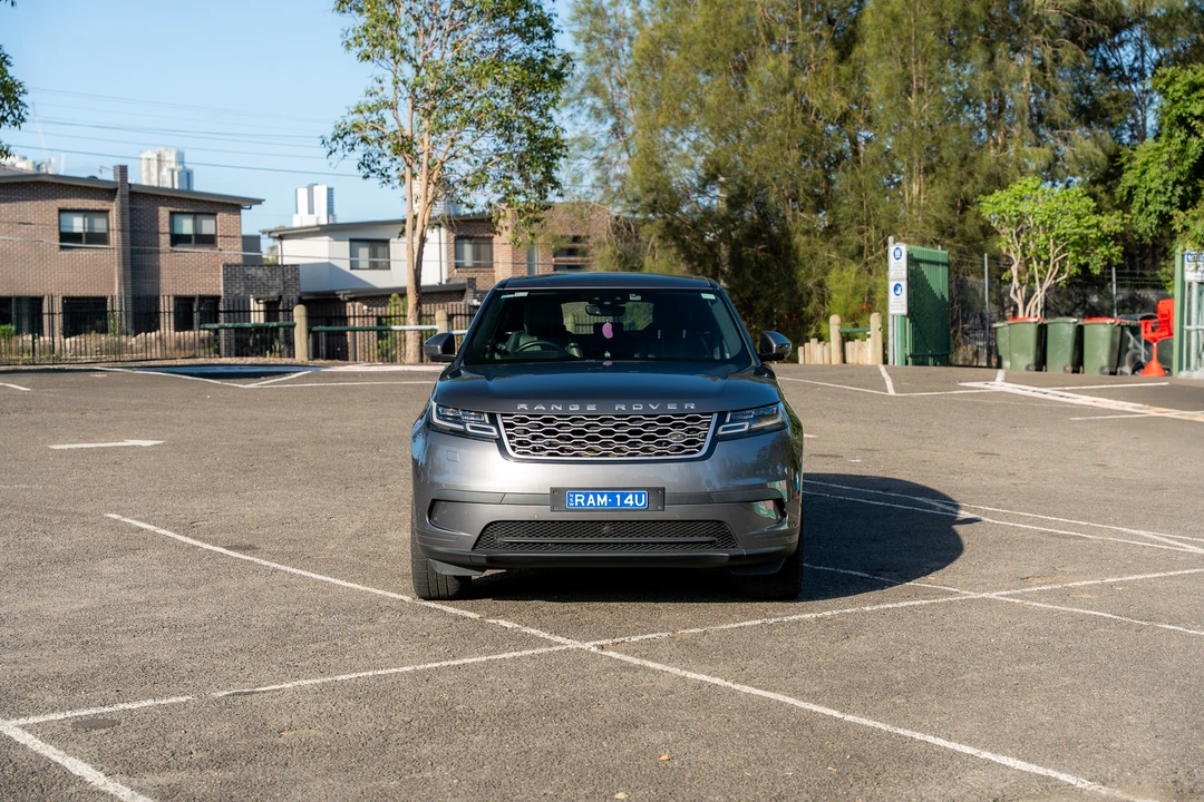 2017 Land Rover Range Rover Velar - Image 2 of 31