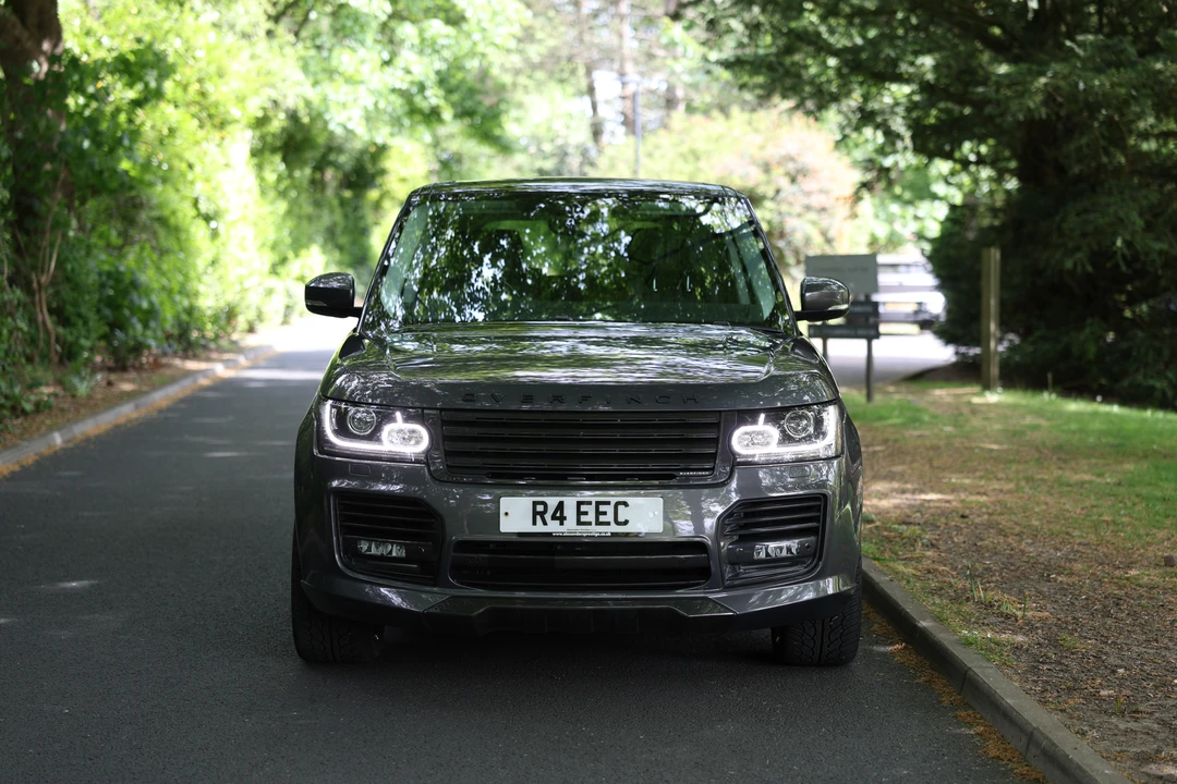 2017 Land Rover Range Rover L405 - Image 2 of 31